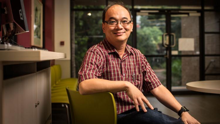 Portrait of Professor Willy Susilo.